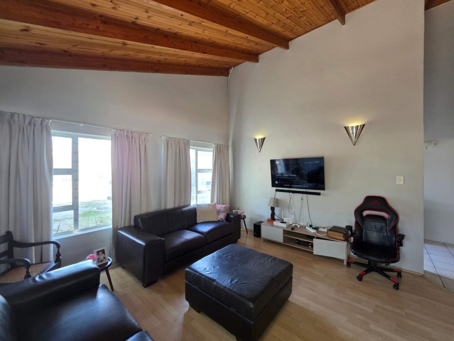 3 Bedroom Property for Sale in Welgelegen Western Cape